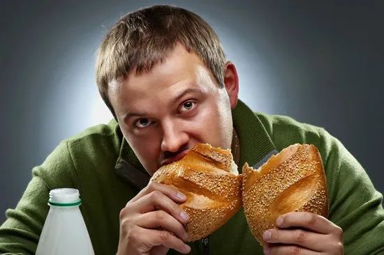 Do you need to consume a large amount of carbohydrates after training to better increase muscle mass (increase muscle protein synthesis)?